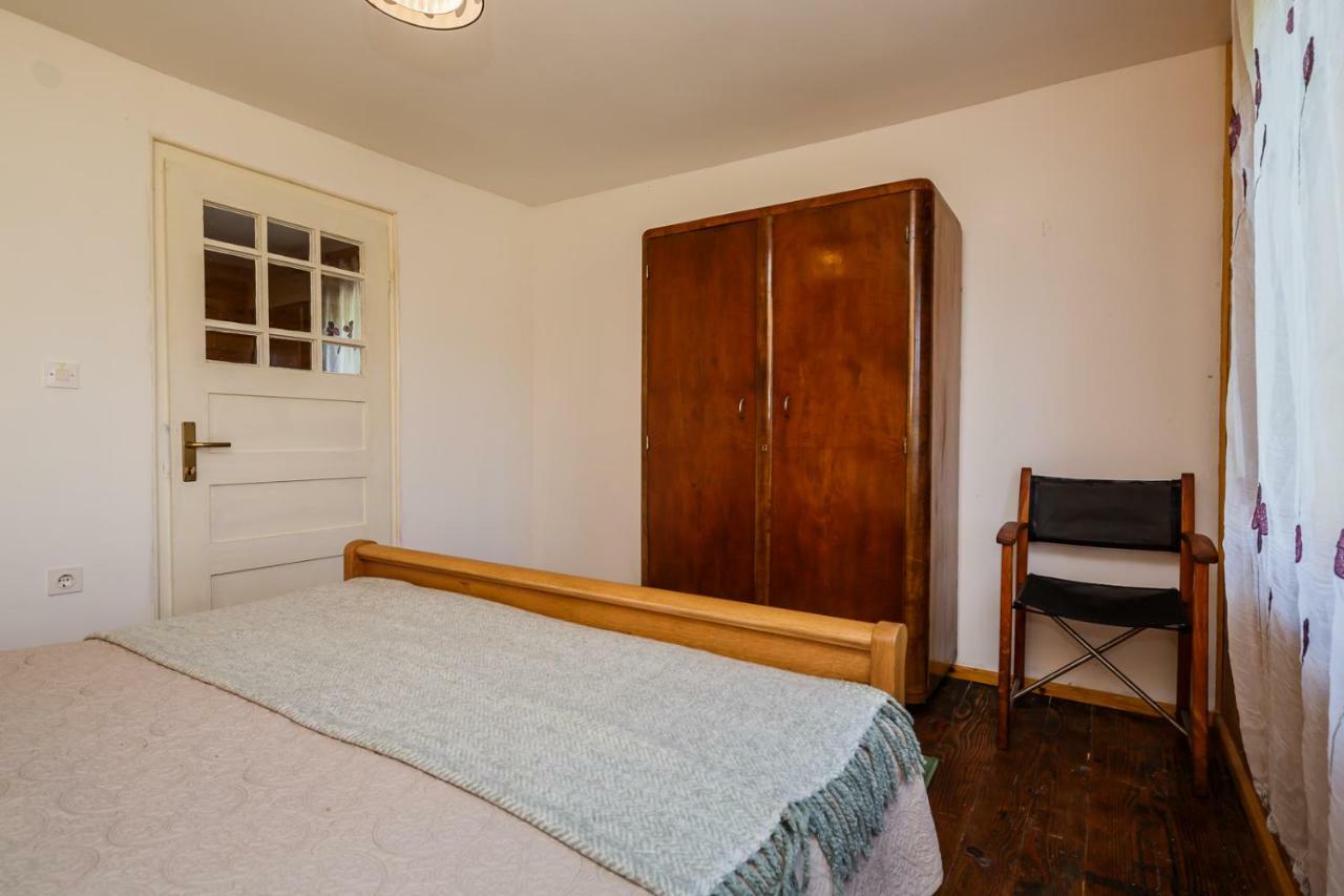 Beautiful Cottage With Heated Pool For 22 Ppl Plaški Eksteriør bilde