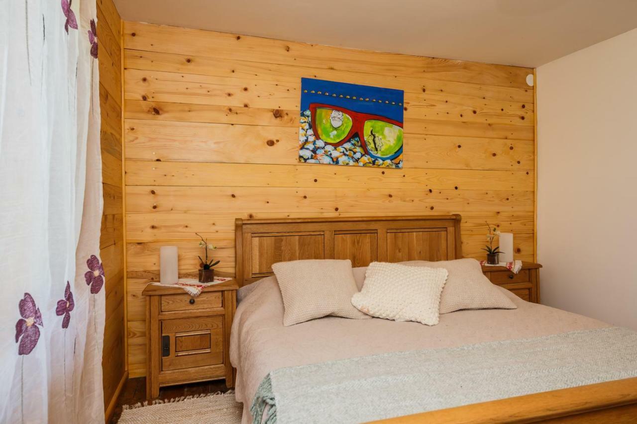 Beautiful Cottage With Heated Pool For 22 Ppl Plaški Eksteriør bilde